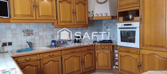 4 bedrooms House in Manche, France No. 281847 3