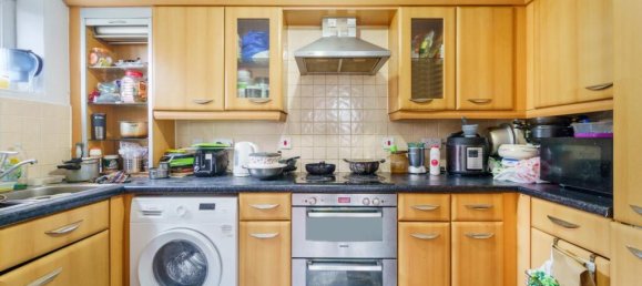 2 bedrooms Apartment in Hounslow, United Kingdom No. 12365 8