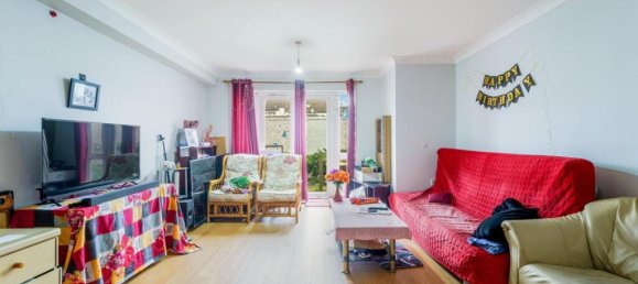 2 bedrooms Apartment in Hounslow, United Kingdom No. 12365 2