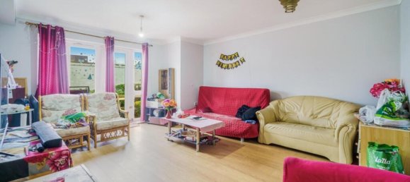 2 bedrooms Apartment in Hounslow, United Kingdom No. 12365 7