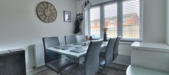 3 bedrooms House in Arundel, United Kingdom No. 10762 10