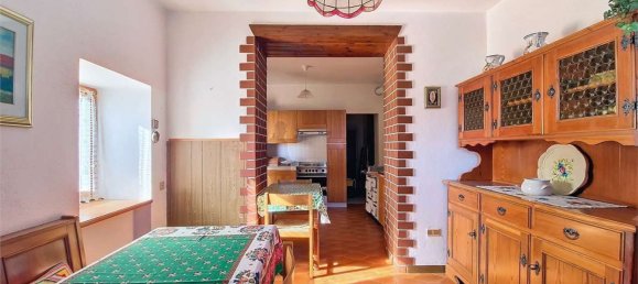 10 rooms House in Rumo, Italy No. 52136 4