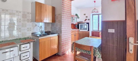 10 rooms House in Rumo, Italy No. 52136 3