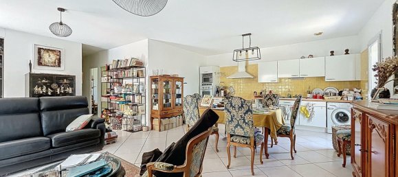 3 bedrooms Villa in Nebian, France No. 296696 3