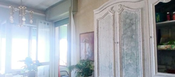 3 chambres Appartement à Reggio Emilia, Italy No. 354361 4