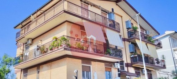 Apartamento de 3 habitaciónes en Rome, Italy No. 14665 19