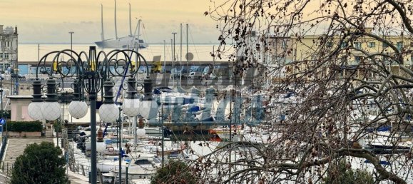 3 bedrooms Apartment in Trieste, Italy No. 11944 36