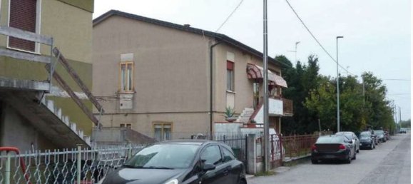 5 rooms Apartment in Legnago, Italy No. 195034 17