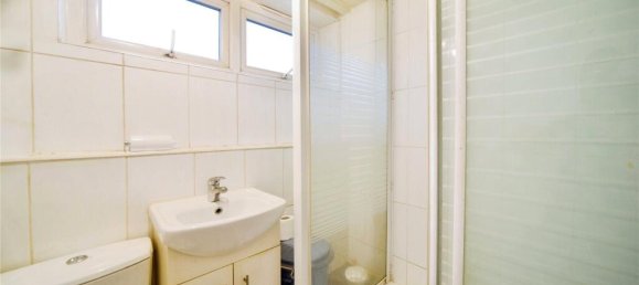 3 Schlafzimmer Maisonette-Wohnung in East Ham, United Kingdom, Nr. 11447 14