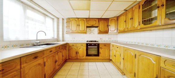 3 Schlafzimmer Maisonette-Wohnung in East Ham, United Kingdom, Nr. 11447 5