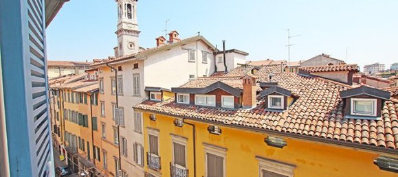 4 غرف نوم بانتهاوس في Bergamo, Italy رقم 6756 9