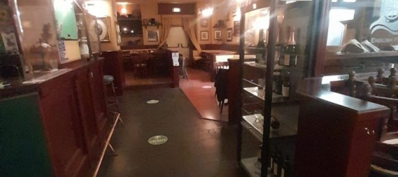 300m² Commercial property in Rome, Italy No. 228714 35