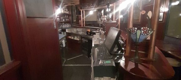 300m² Commercial property in Rome, Italy No. 228714 32