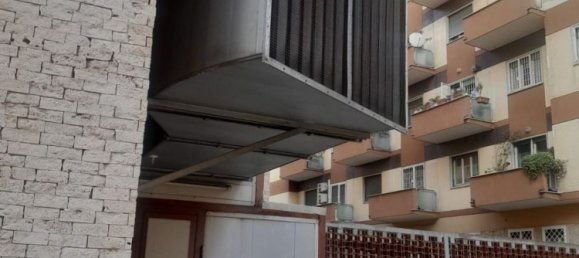 300m² Commercial property in Rome, Italy No. 228714 12