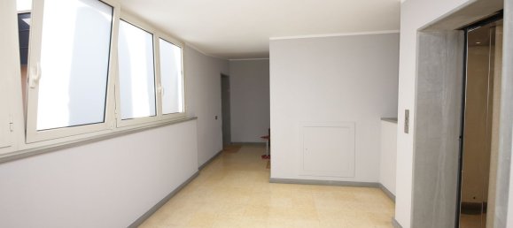 3غرفة بانتهاوس في Parabiago, Italy رقم 118835 25