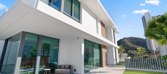 4 bedrooms Villa for sale in Benidorm, Alicante, Valencian Community, Spain № 366046 2