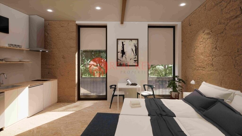 8 bedrooms House in Porto, Portugal No. 140048