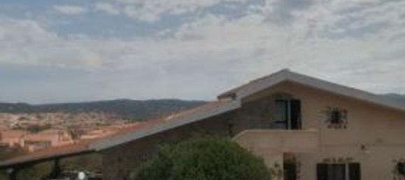 Villa de 4 dormitorios en Santa Teresa Gallura, Italy No. 318167 27