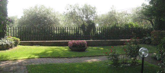 Квартира с 2 спальнями в Сало, Италия № 381910 4