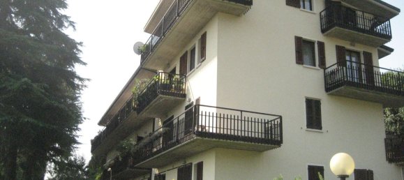 Квартира с 2 спальнями в Сало, Италия № 381910 2