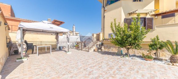 4 rooms Villa in Rome, Italy No. 34955 2