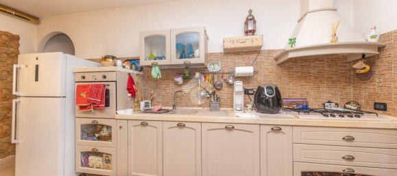 4 rooms Villa in Rome, Italy No. 34955 23