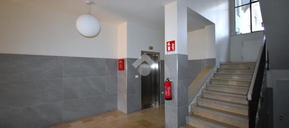 Квартира с 3 комнатами в Форли, Италия № 81802 15