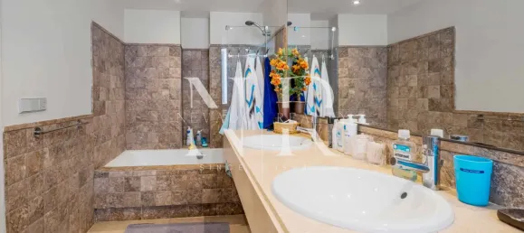 3 bedrooms Penthouse in Malaga, Spain No. 100915 16