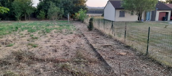 3 bedrooms Commercial property in Berneuil, France No. 1852 8