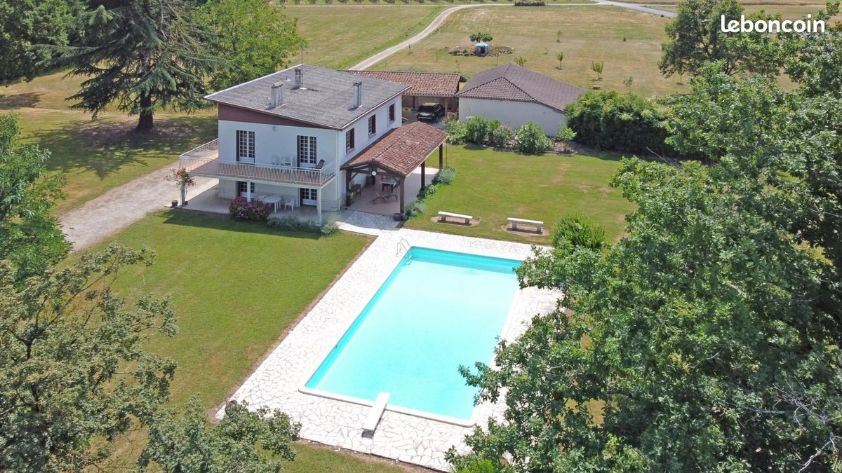 Дом с 3 спальнями в Вильнёв-сюр-Ло, Франция № 335472