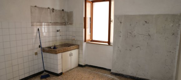 8-Zimmer Haus in Besenello, Italy, Nr. 300904 9