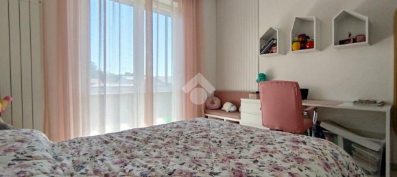 4 rooms Apartment in Seriate, Italy No. 231998 24