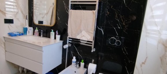 4 rooms Apartment in Seriate, Italy No. 231998 4