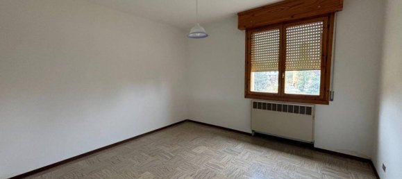 3-Zimmer Wohnung in Castel San Pietro Terme, Italy, Nr. 36281 5