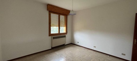 3-Zimmer Wohnung in Castel San Pietro Terme, Italy, Nr. 36281 3