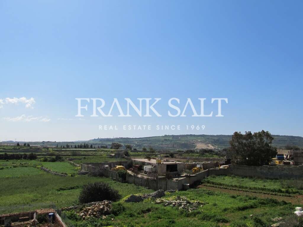 2 bedrooms Maisonette in Mosta, Malta No. 10697