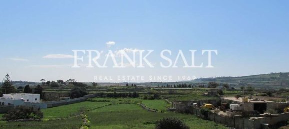 2 bedrooms Maisonette in Mosta, Malta No. 10697 2