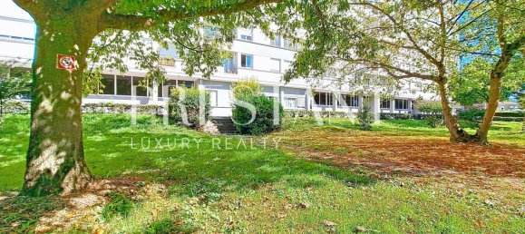 2 bedrooms Apartment in Bordeaux, France No. 358011 2