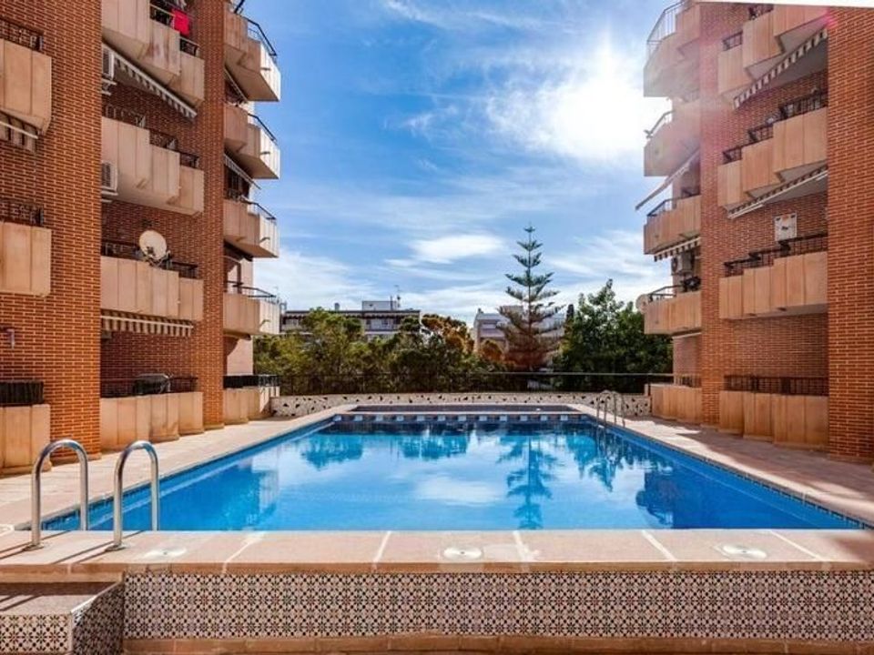 1 bedroom Apartment in Torrevieja, Spain No. 180286