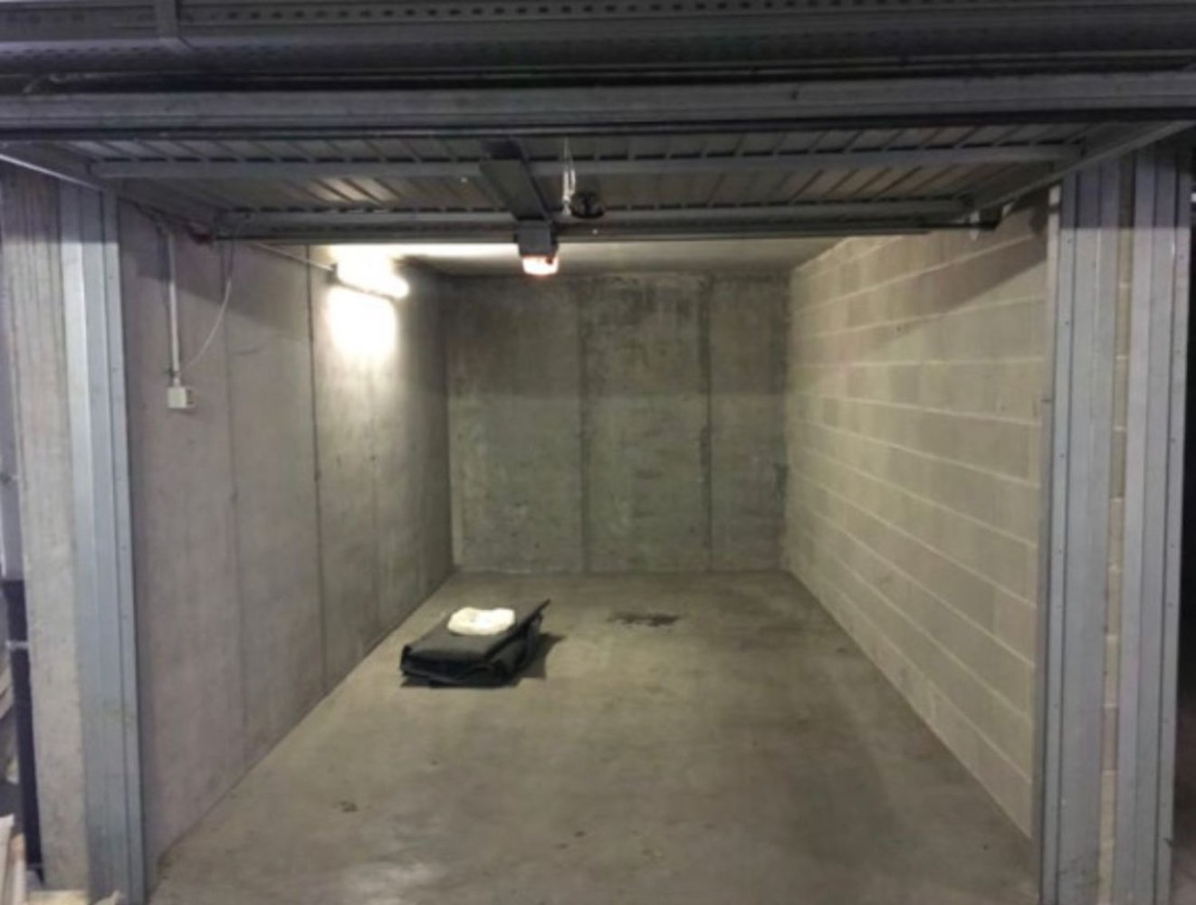 15m² Garage in Milan, Italy No. 244810