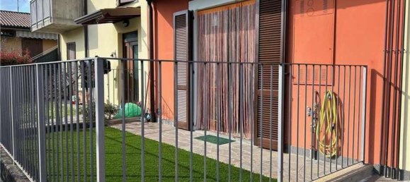 2 rooms Apartment in Castelli Calepio, Italy No. 61704 10