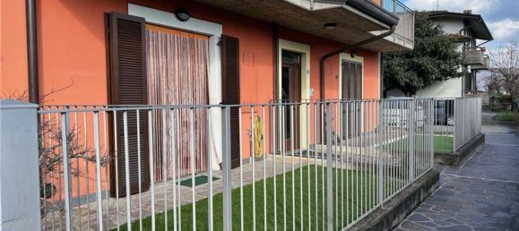 2 rooms Apartment in Castelli Calepio, Italy No. 61704 11