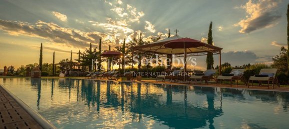 5 bedrooms Villa in Peccioli, Italy No. 160121 25