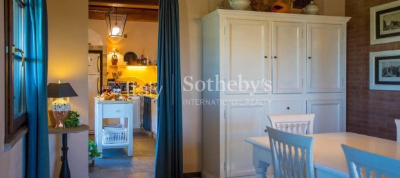5 bedrooms Villa in Peccioli, Italy No. 160121 11