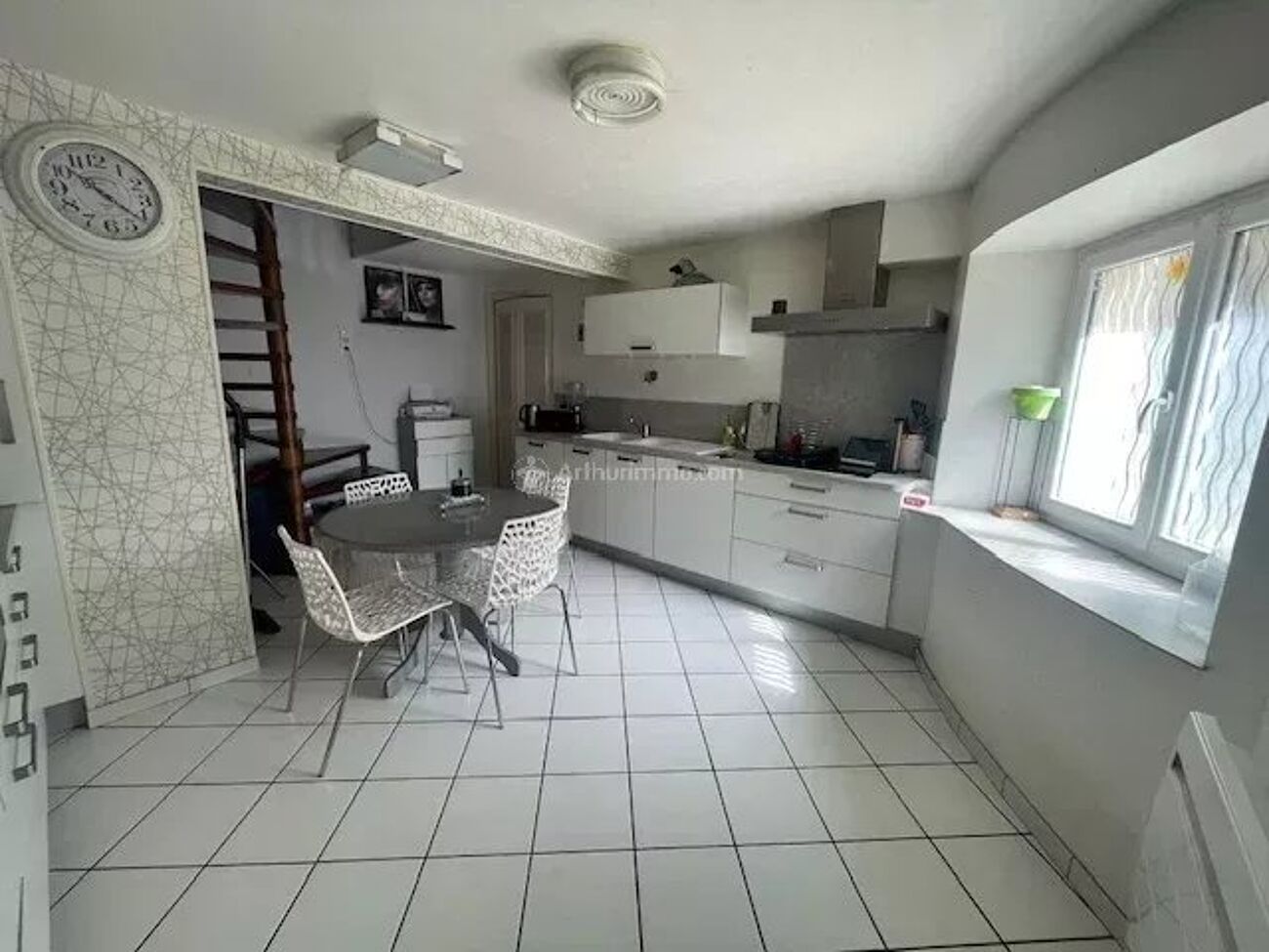 3 bedrooms Building in Liffol-le-Grand, France No. 249596