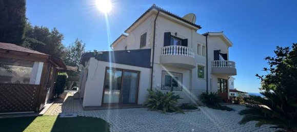 4 bedrooms Villa in Kouklia, Cyprus No. 20018 13