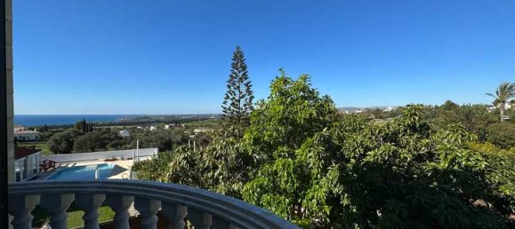 4 bedrooms Villa in Kouklia, Cyprus No. 20018 3