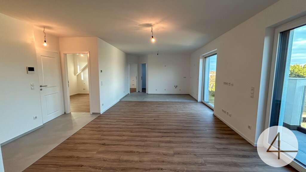 4-salle Appartement à Deutsch-Wagram, Austria No. 1458