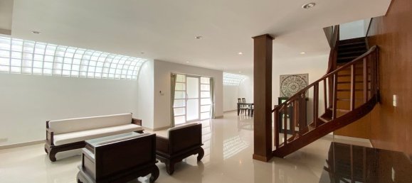 Café / restaurante T3 em Chiang Mai, Thailand N.º 9135 6