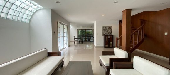 Café / restaurante T3 em Chiang Mai, Thailand N.º 9135 5